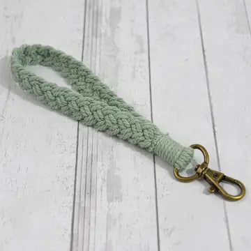 BOHO MACRAME KEYCHAIN