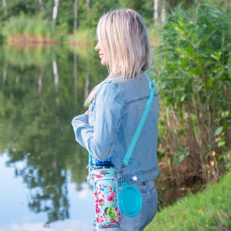 MADE EASY KIT WATER BOTTLE CARRIER W POCKET FOR DOG-POOP BAG