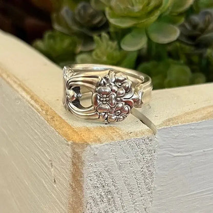 VINTAGE SPOON RING
